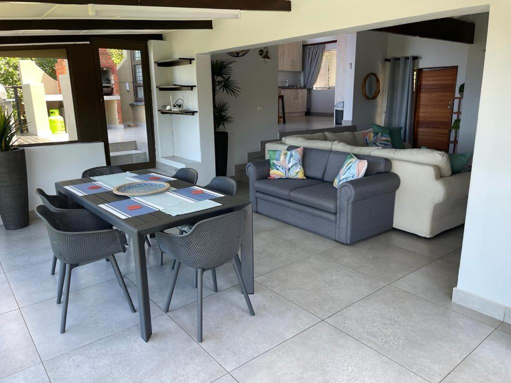 Billfish Apartments Ballito Exterior foto